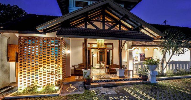 Booking.com/Rumah Mertua Heritage